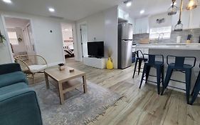 Stylish Chic King Bed Ybor Dt